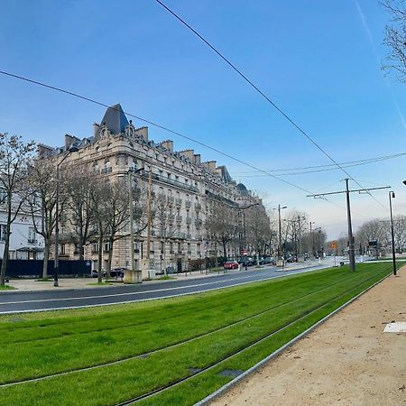 Prestige A Paris Luxe, Calme Et Proche Tour Eiffel Et Champs-Elysees Esterno foto